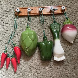 Vintage 80’s Avon Ceramic Vegetable Measuring Spoon Cups w/ wooden hanging rack